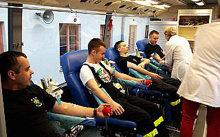 Ogniści ratownicy oddali ponad 1000 litrów krwi
